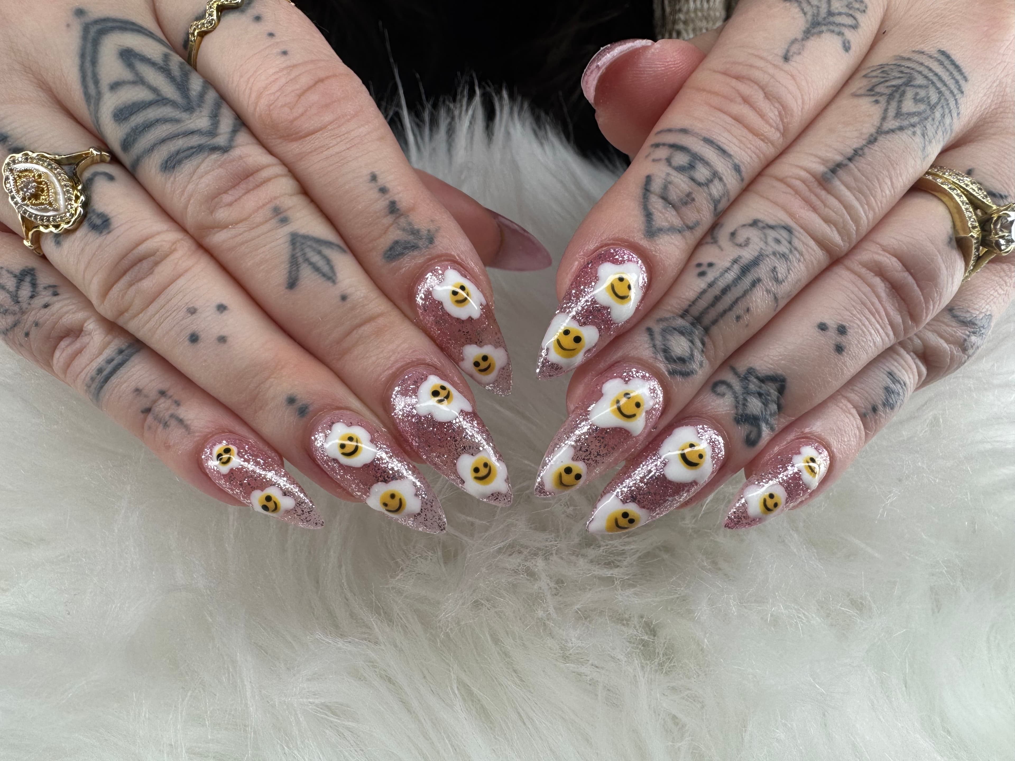 BB Nails and Salon 13